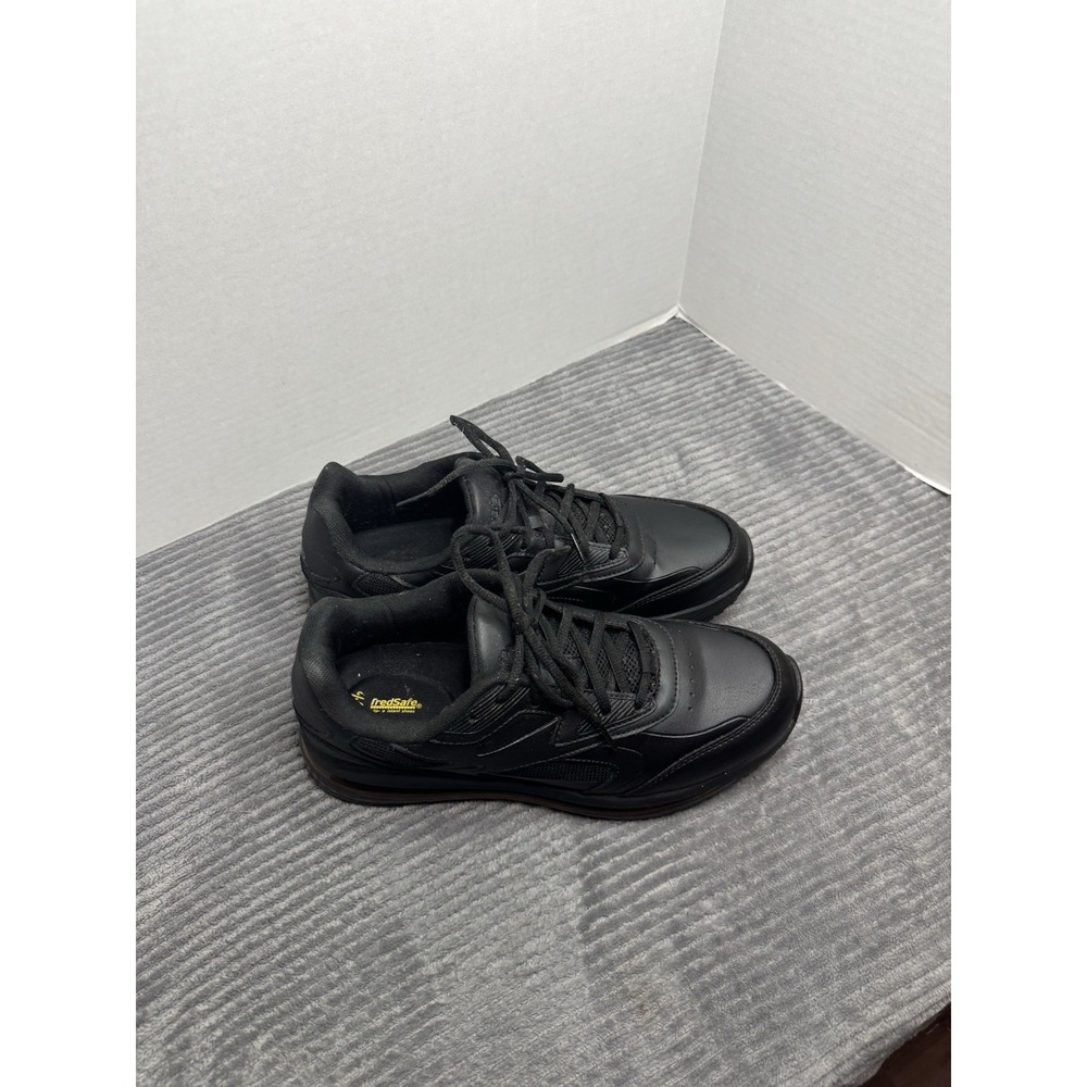 TredSafe O2AIR Slip Resistant Men's Size 10.5 Work Sneakers